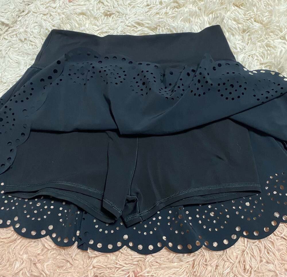 Offline by Aerie Eyelet Scalloped Athletic Skort - Picture 2 of 8